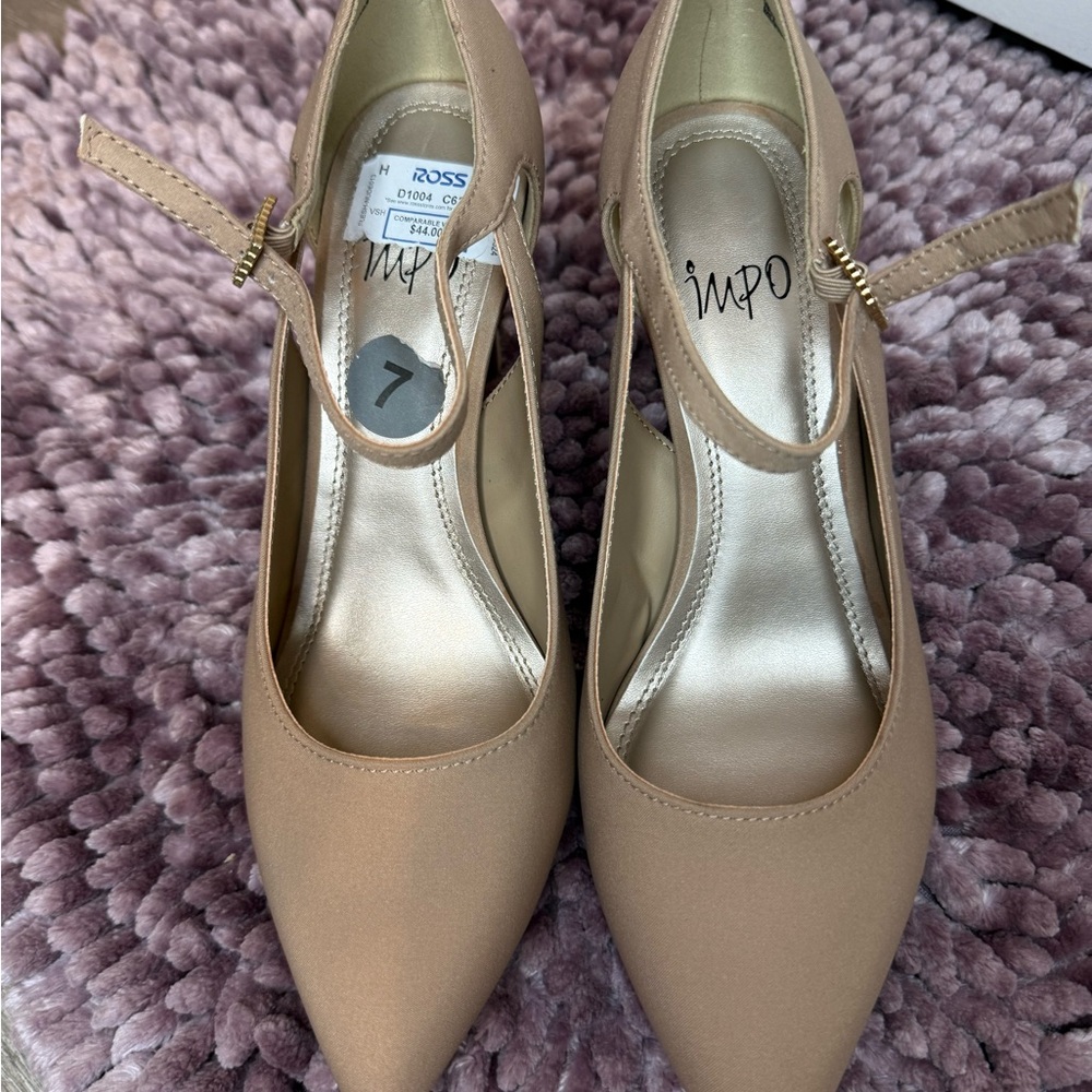 Impo Women's Tan Heels